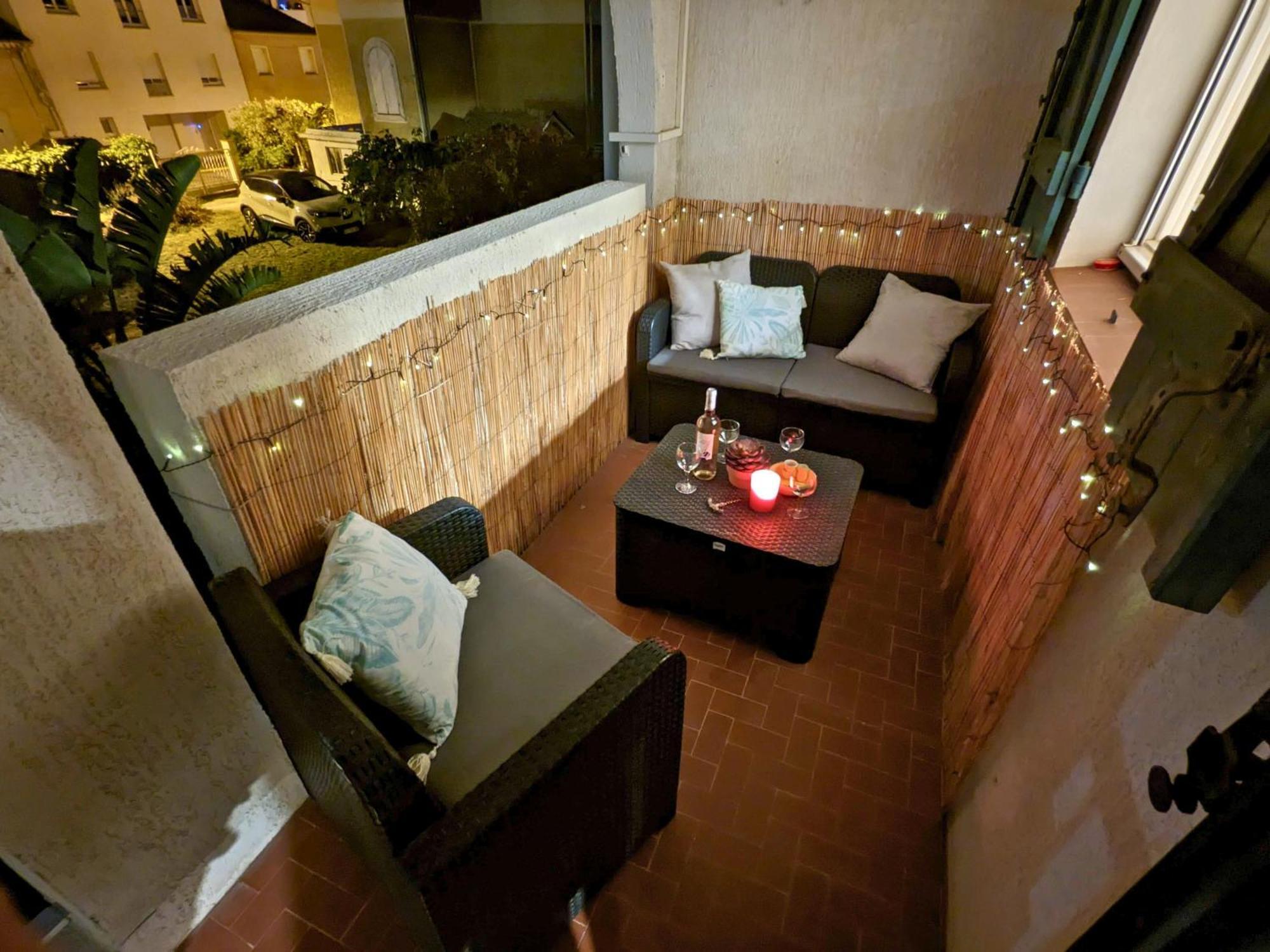 Special Couple & Famille - Lit Queen Size - Netflix - Climatisation - Terrasse Plein Sud - 2 Min Centre-Ville - 6 Min Mer - Parking Prive - Offre Speciale لا لوند-ليه-مور المظهر الخارجي الصورة